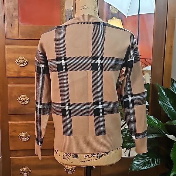 Max Studio tan & Black Buffalo plaid sweater size XS - Picture 6 of 11